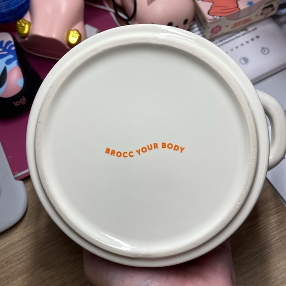 New in box Brocc your Body Mini round ceramic cocotte set - Picture 12 of 12